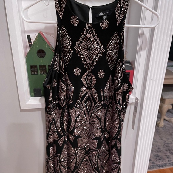 Jump Apparel black & gold party dress size L, high neck cutout. - Picture 5 of 5